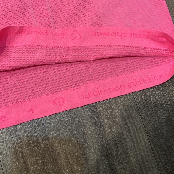 Lululemon Swiftly Tech Racerback - Picture 10 of 10